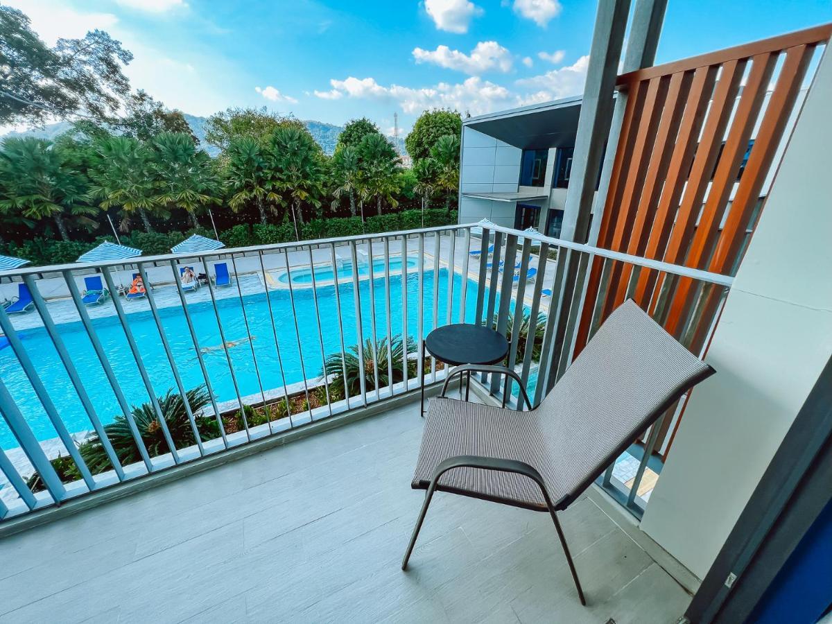 Seabed Grand Hotel Phuket - Sha Extra Plus Exterior photo A balcony at a hotel